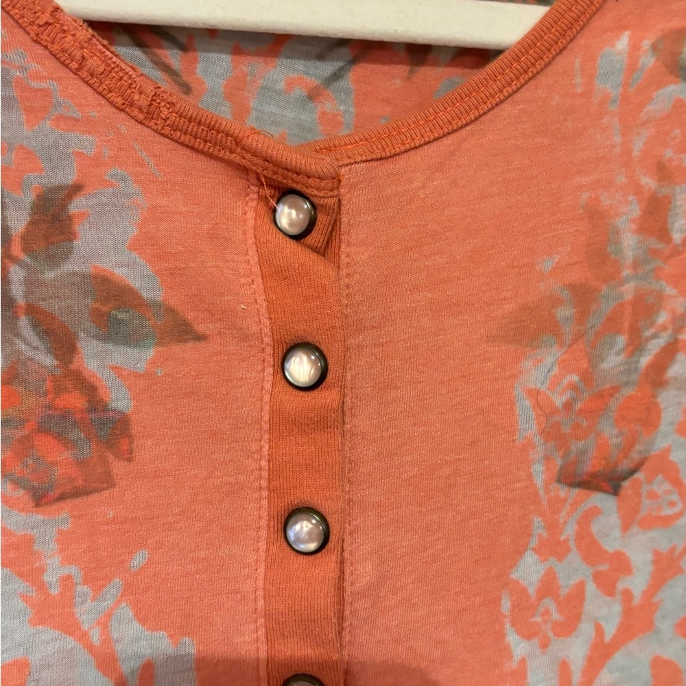 Butterfly Dropout Long Sleeve Top - Picture 3 of 13